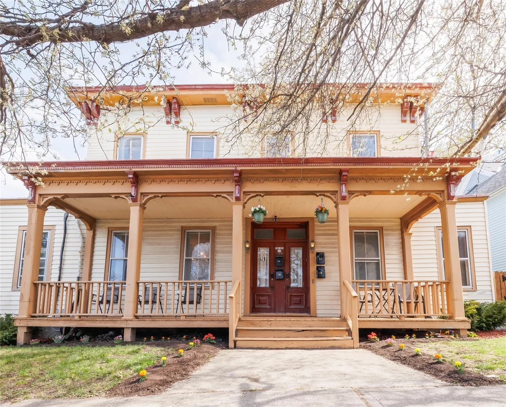 Unit for sale at 550-552 Columbia Street, Hudson, NY 12534