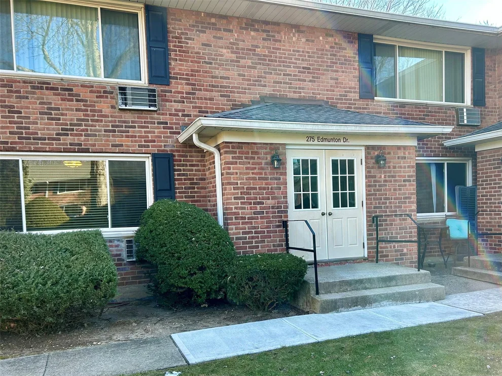 Unit for sale at 275 Edmunton Drive, Babylon, NY 11703