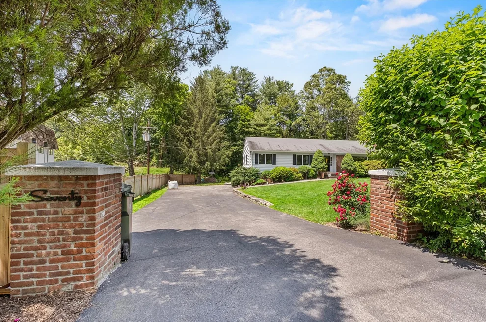 Unit for sale at 70 Goldens Bridge Road, Bedford, NY 10536