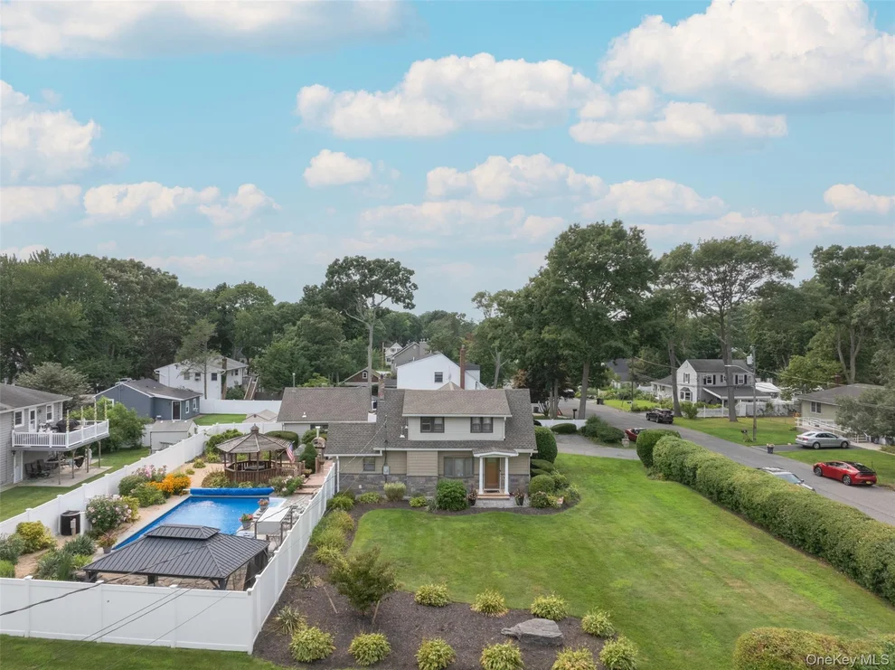 Unit for sale at 70 Lake Promenade, Brookhaven, NY 11779