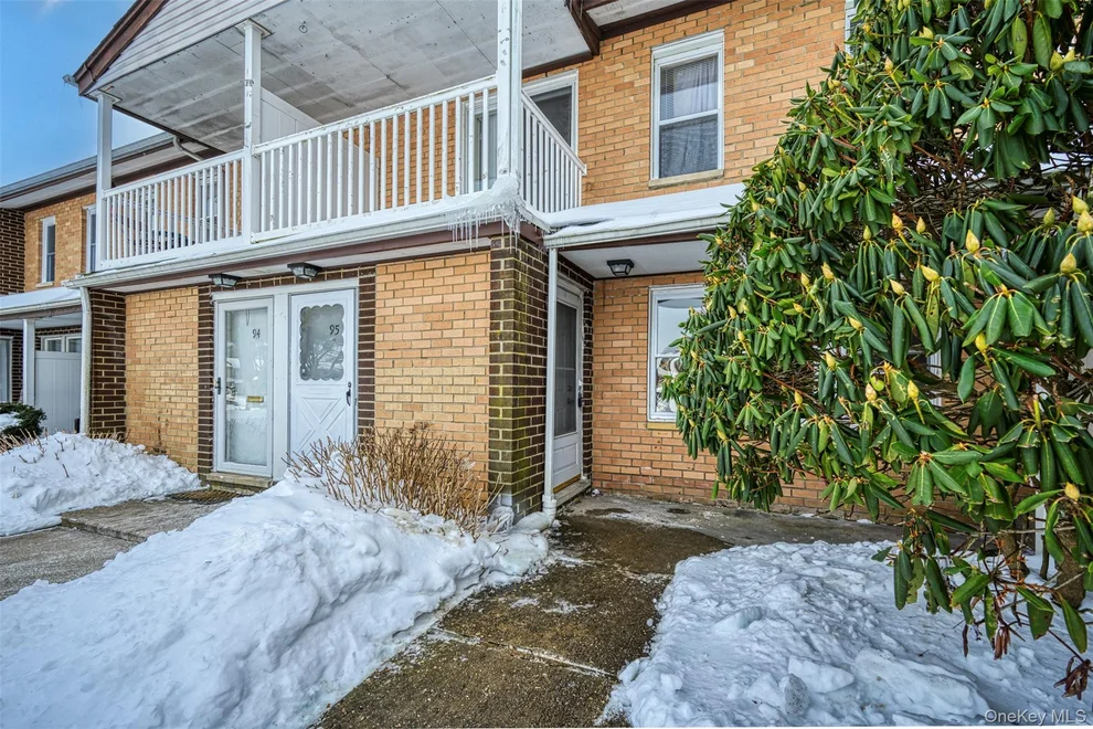 Unit for sale at 96 Artist Lake Drive, Brookhaven, NY 11953