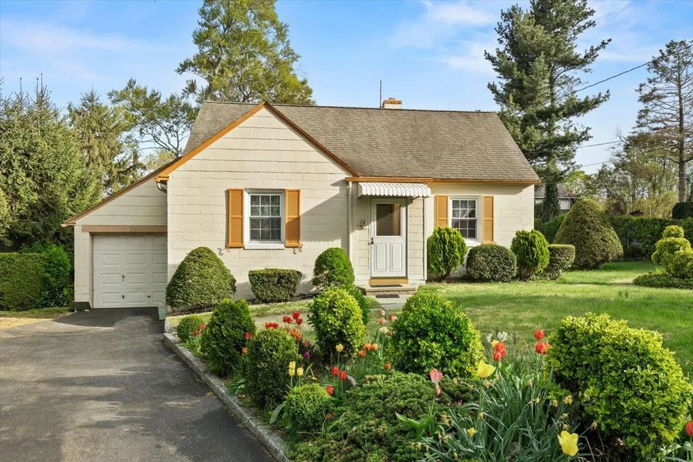 Unit for sale at 72 Quintard Drive, Rye Town, NY 10573