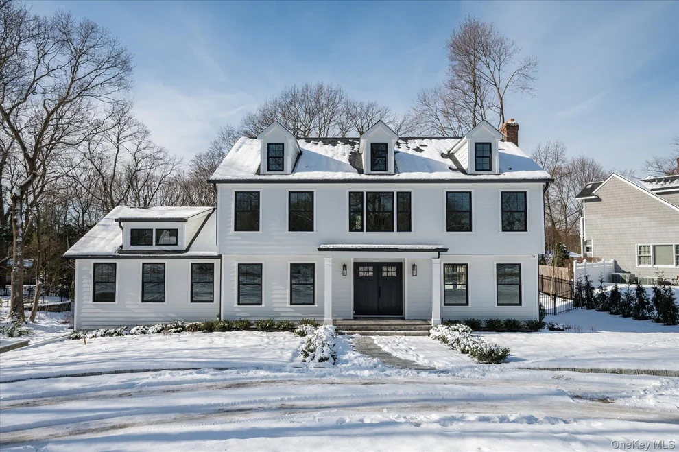 Unit for sale at 20 Fox Hunt Lane, Huntington, NY 11724