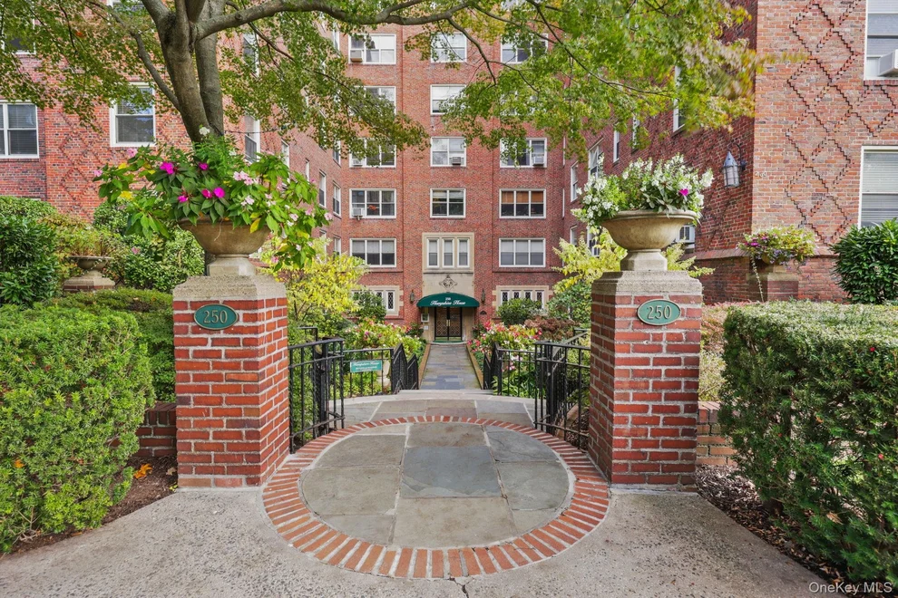 Unit for sale at 250 Bronxville Road, Yonkers, NY 10708