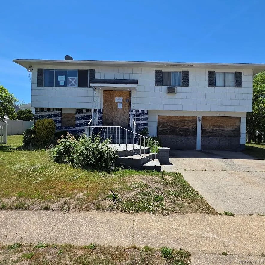 Unit for sale at 3418 Carey Lane, Hempstead, NY 11510