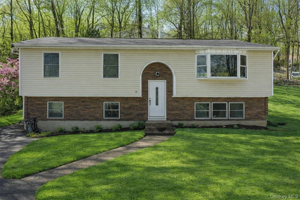 Unit for sale at 153 S Pascack Road, Clarkstown, NY 10954