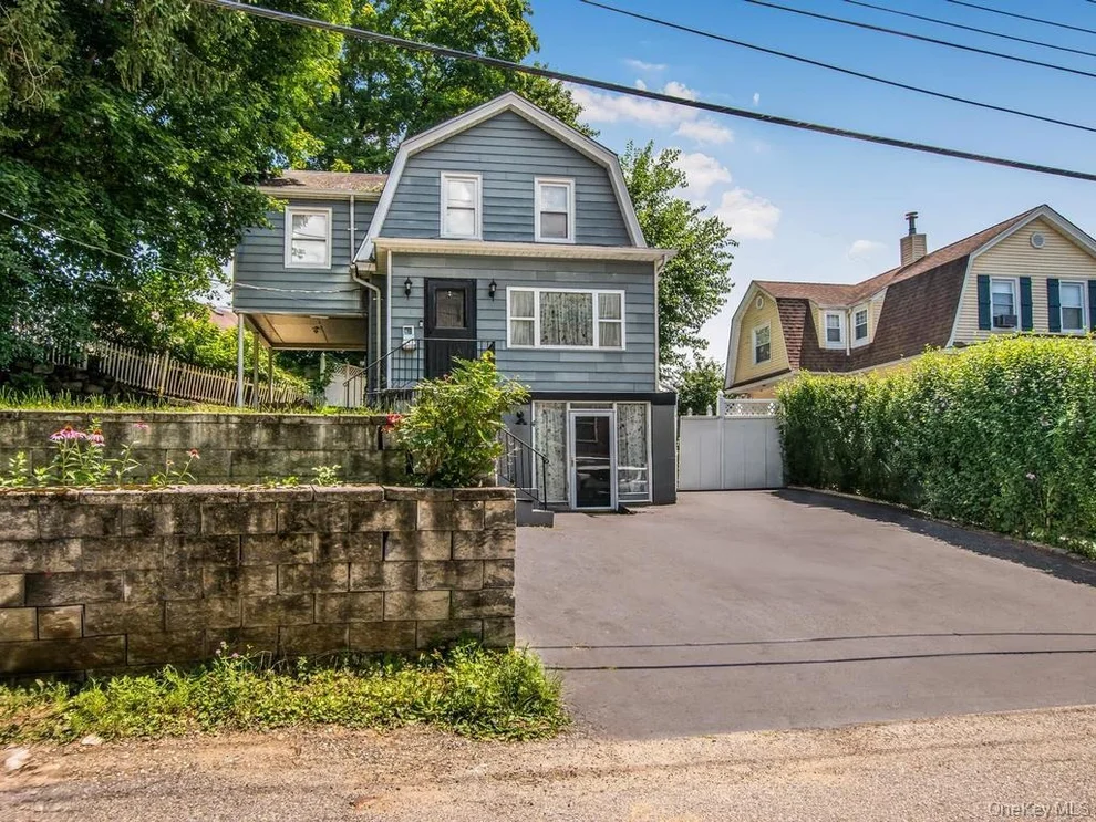 Unit for sale at 4 Depew Street, Mount Pleasant, NY 10570