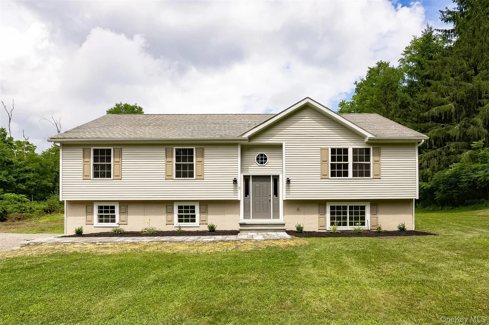 Unit for sale at 10 E Halstead Road, Clinton, NY 12578