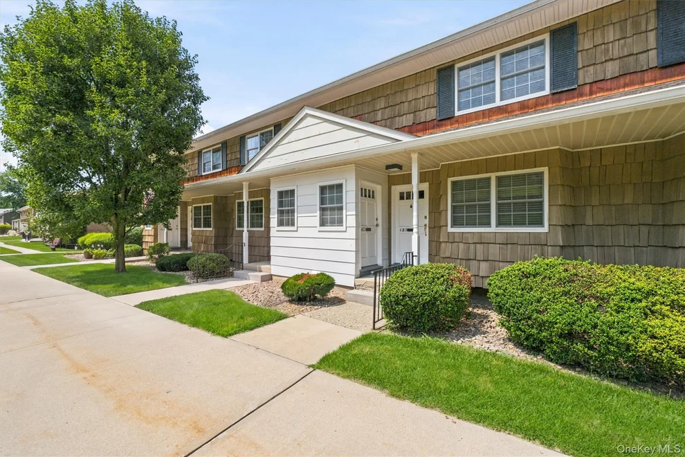 Unit for sale at 1840 Crompond Road, Peekskill, NY 10566