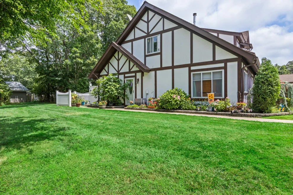 Unit for sale at 71 Crystal Rock Court, Brookhaven, NY 11953