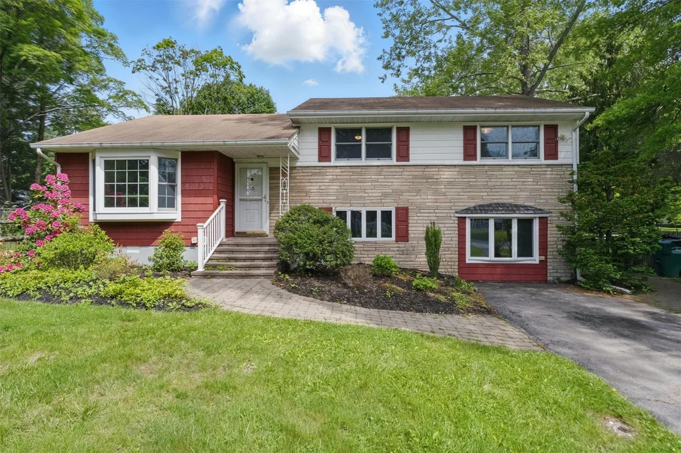 Unit for sale at 55 Stephanie Lane, Poughkeepsie (Town), NY 12603