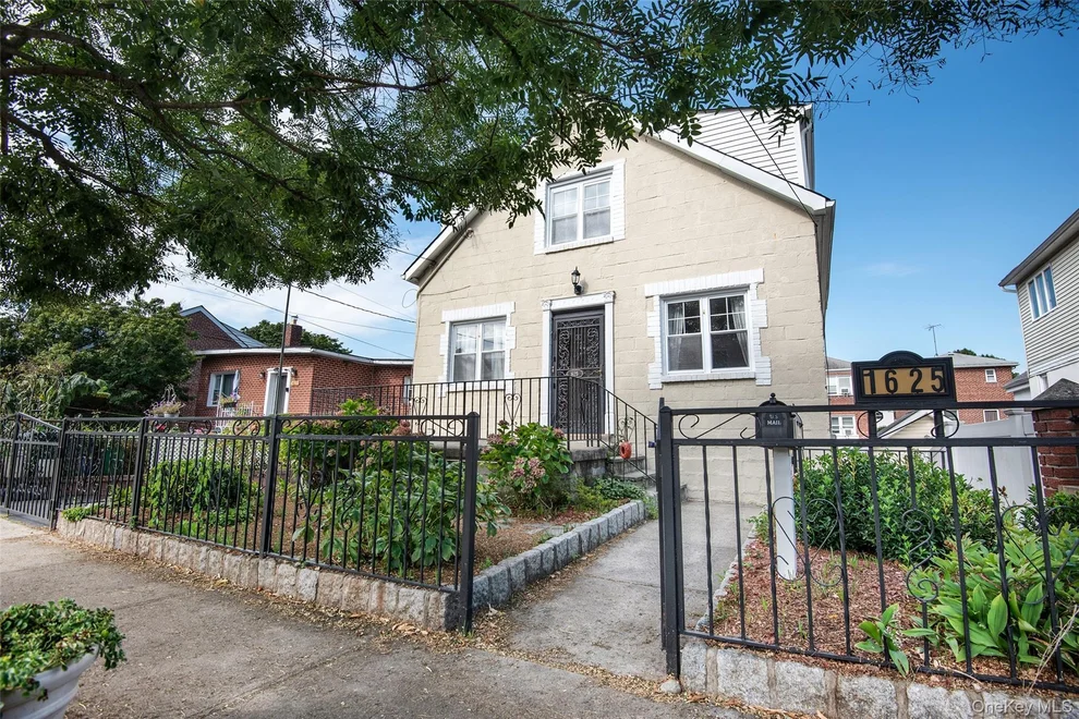 Unit for sale at 1625 Stadium Avenue, New York, NY 10465