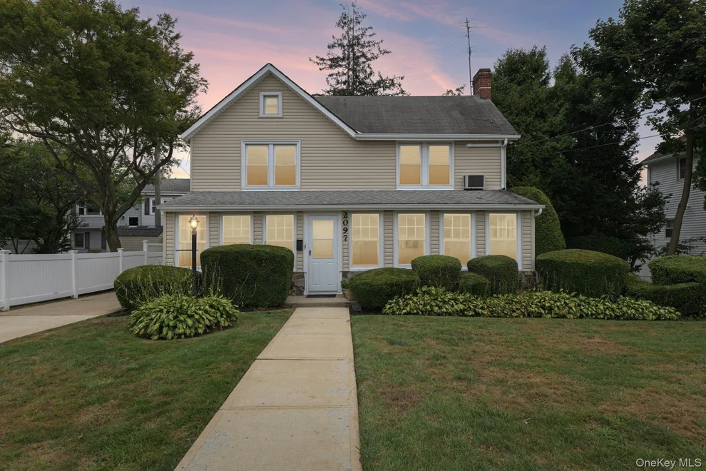 Unit for sale at 2097 Washington Avenue, Hempstead, NY 11783