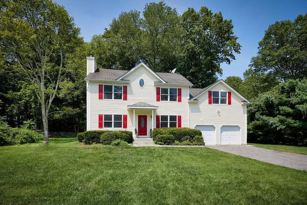 Unit for sale at 331 Overlook Court, Carmel, NY 10512