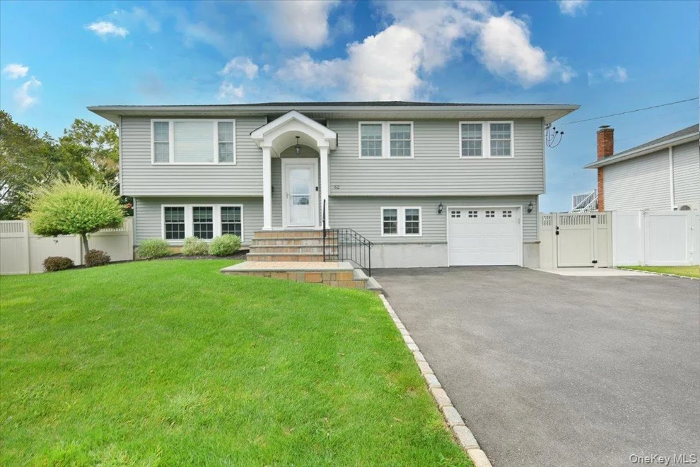 Unit for sale at 62 S Bay Avenue, Oyster Bay, NY 11758