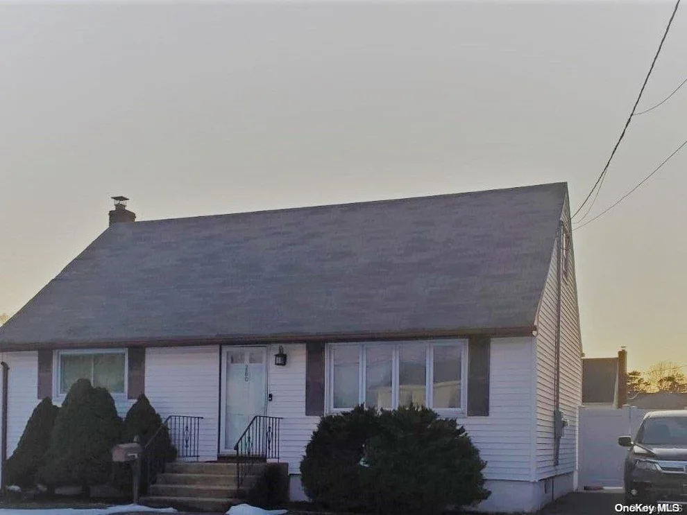 Unit for sale at 280 Eastwood Avenue, Babylon, NY 11729