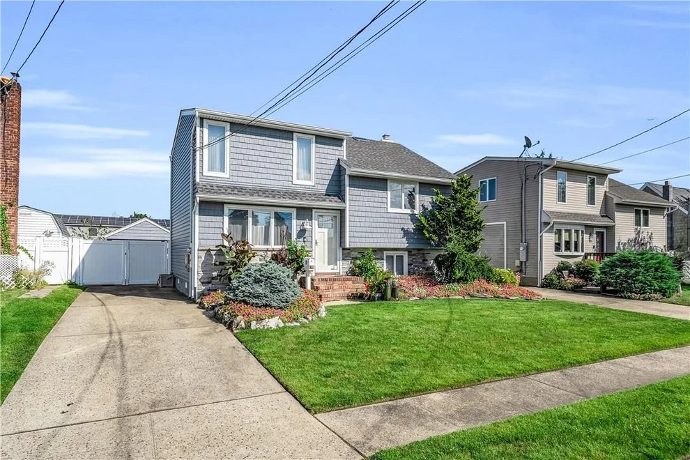 Unit for sale at 75 East Drive, Copiague, NY 11726