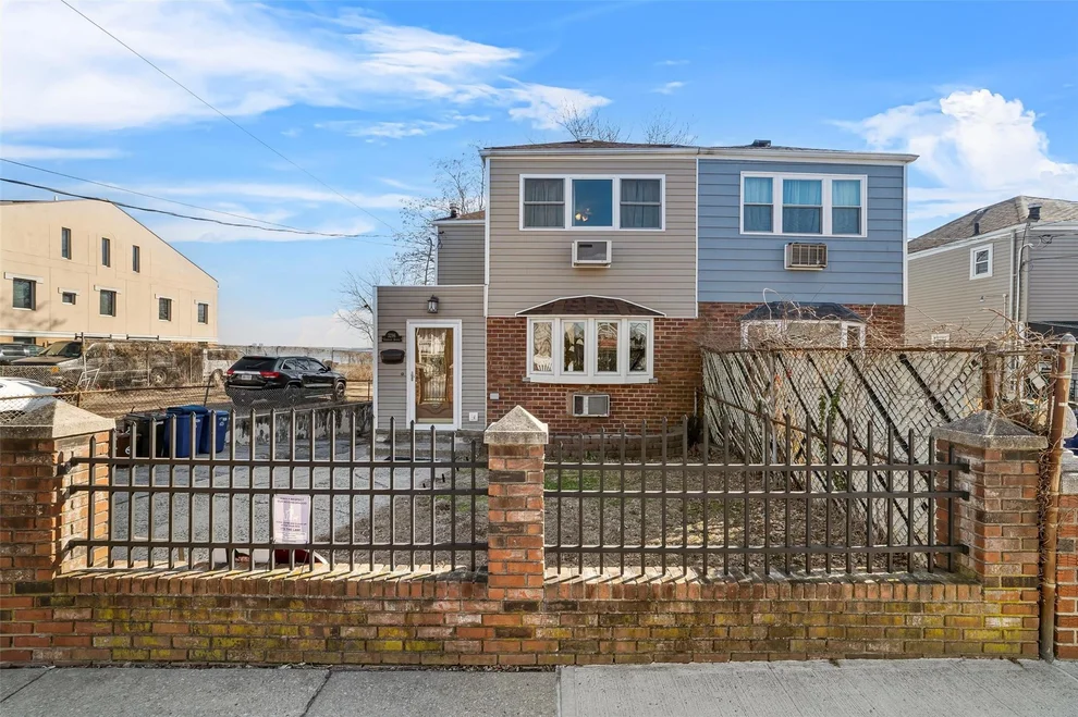 Unit for sale at 3296 Griswold Avenue, New York, NY 10465