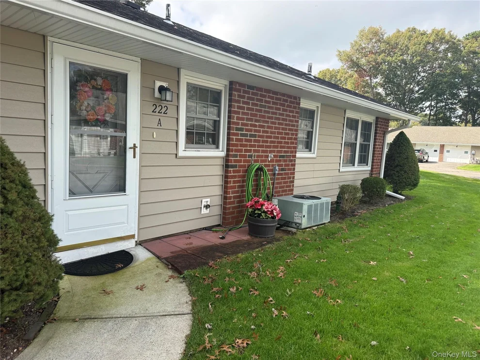 Unit for sale at 222 Blackpool Court, Brookhaven, NY 11961