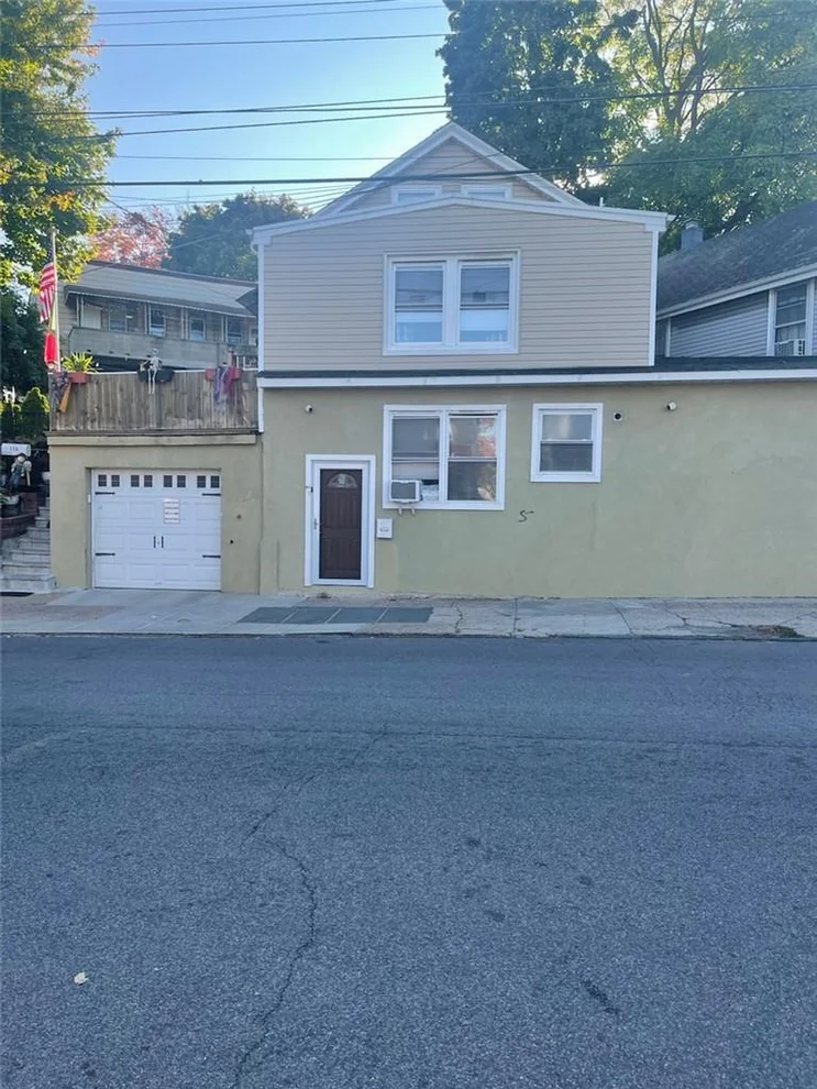 Unit for sale at 115 W Lincoln Avenue, Mount Vernon, NY 10550