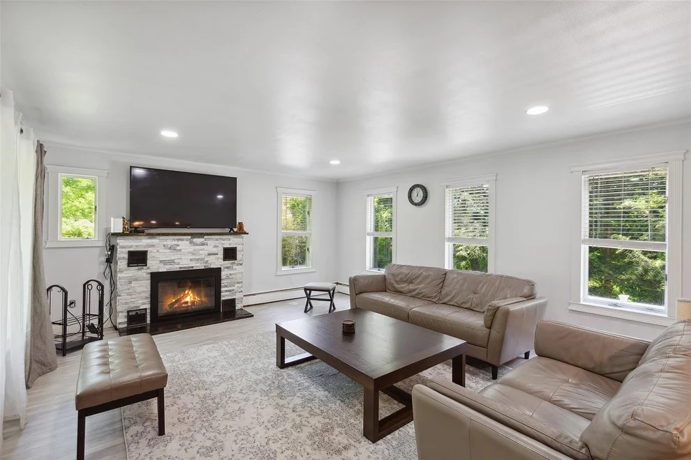 Unit for sale at 21 Wagon Lane, Southeast, NY 10509