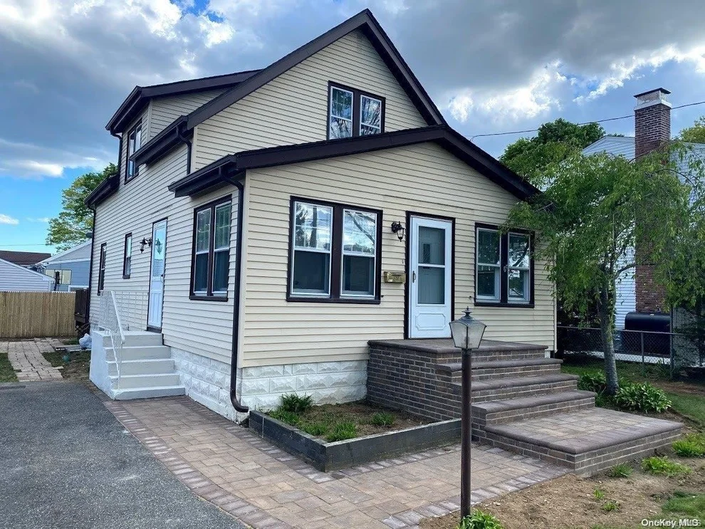 Unit for sale at 911 7th Street, Babylon, NY 11704