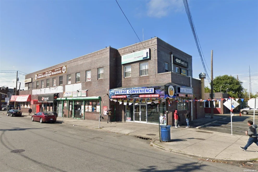 Unit for sale at 158 Main Street, Hempstead, NY 11550