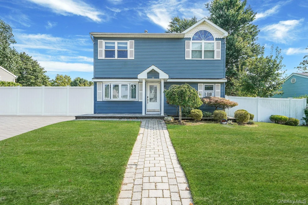 Unit for sale at 31 Pine Street, Islip, NY 11722