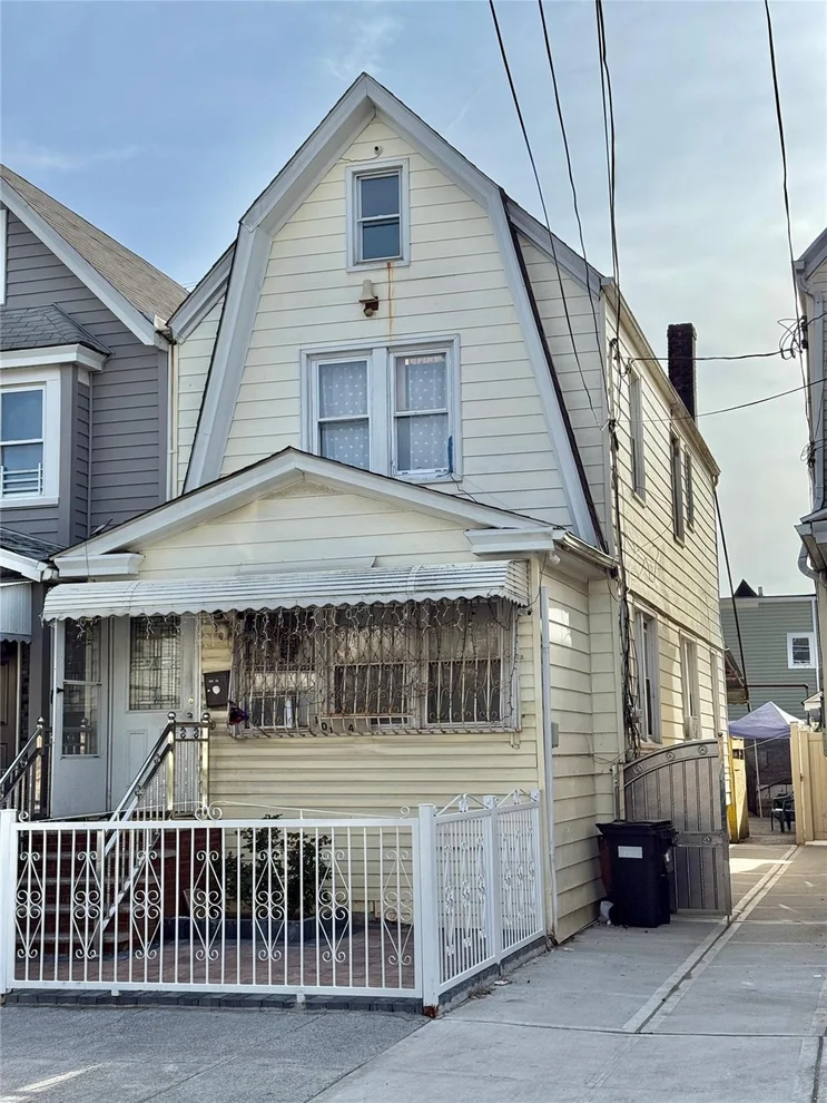 Unit for sale at 101-14 118th st, New York, NY 11419