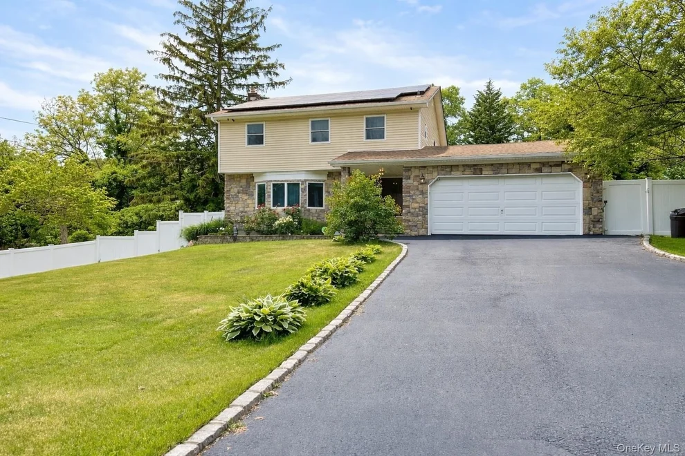 Unit for sale at 132 Midwood Avenue, Smithtown, NY 11767