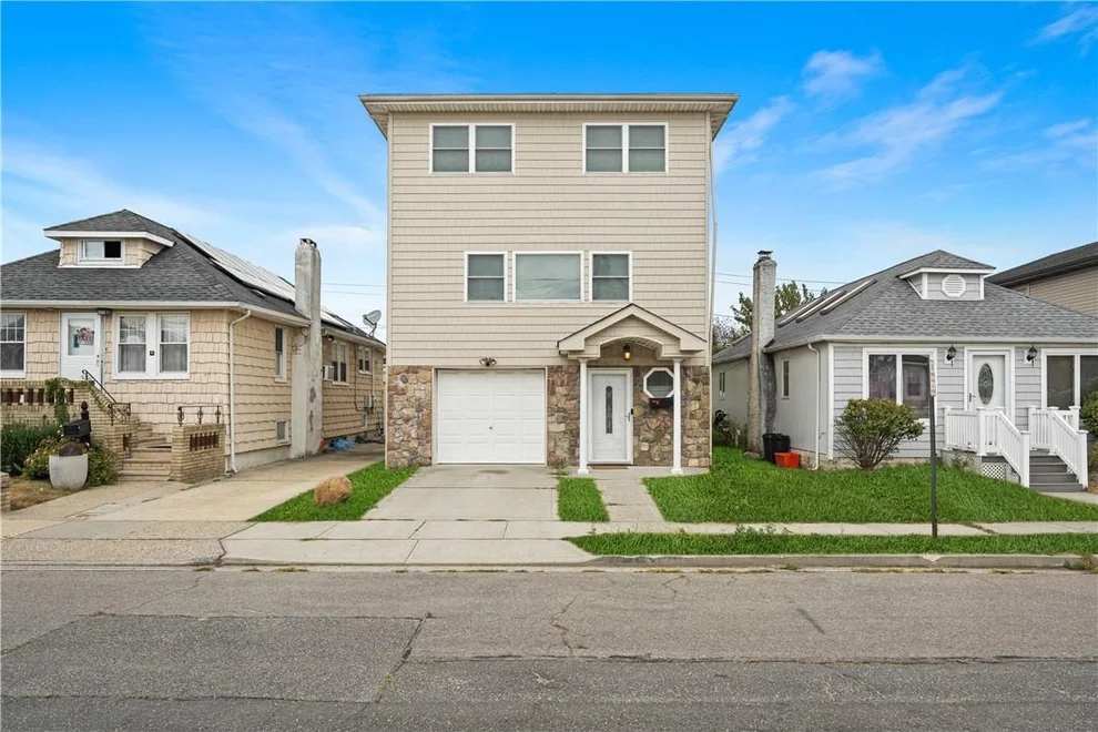 Unit for sale at 20 B Quebec Road, Long Beach, NY 11558