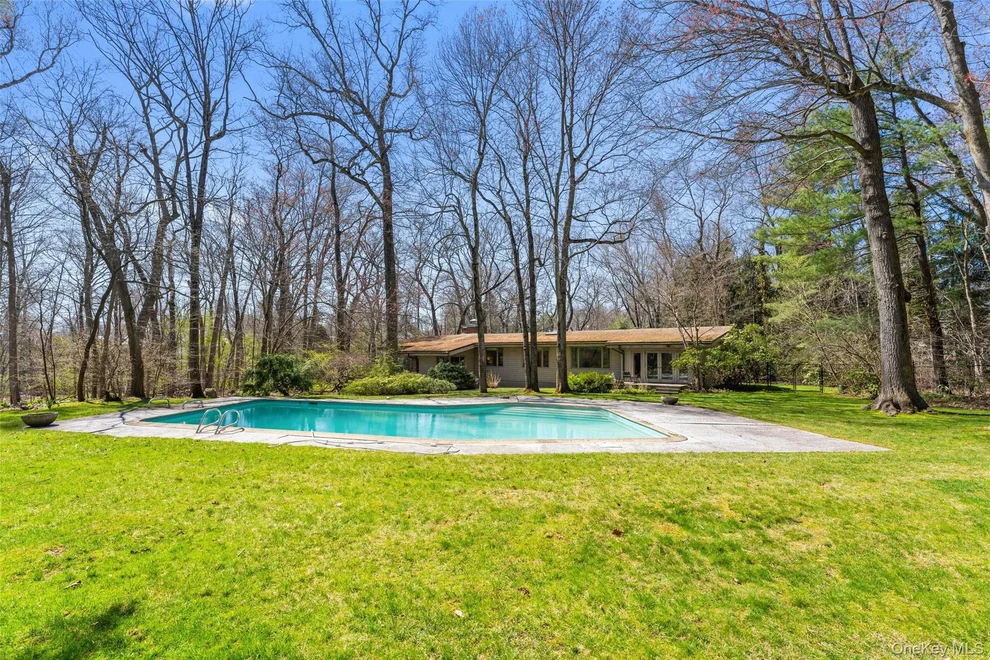 Unit for sale at 98 Cushman Road, Scarsdale, NY 10583