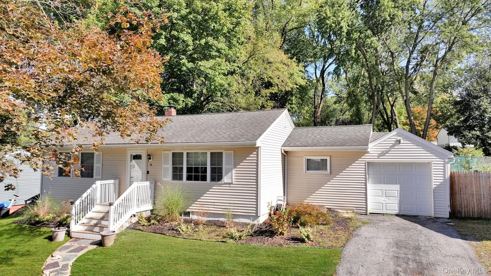Unit for sale at 14 W Dogwood Drive, Poughkeepsie (Town), NY 12601