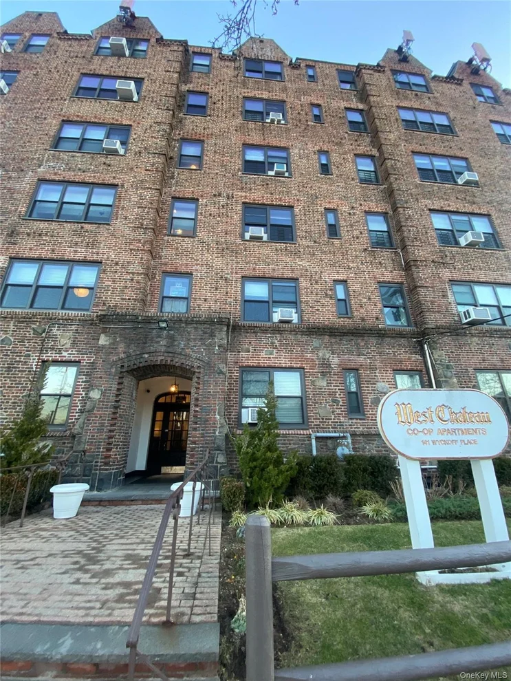 Unit for sale at 141 Wyckoff Place, Hempstead, NY 11598
