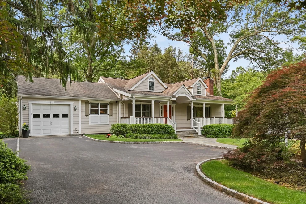 Unit for sale at 72 Larrys Lane, Mount Pleasant, NY 10570