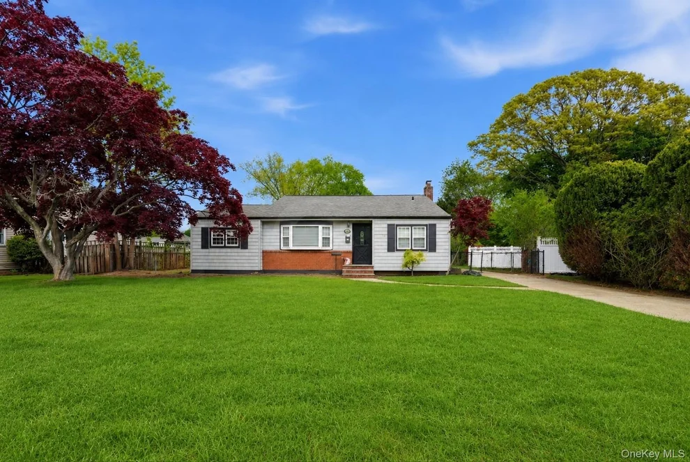 Unit for sale at 1413 Peters Boulevard, Islip, NY 11706