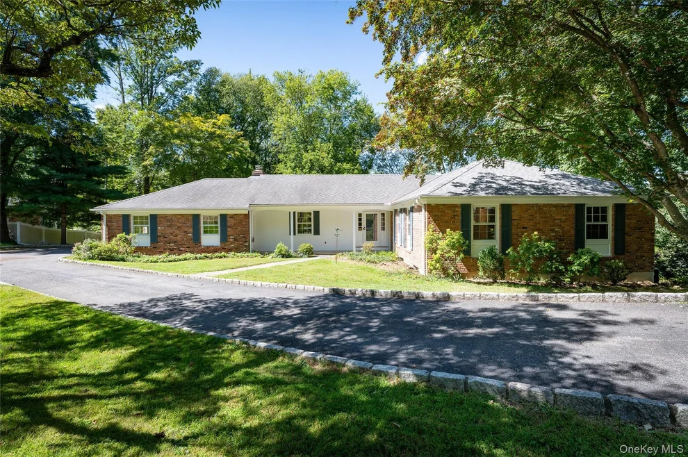 Unit for sale at 11 Skyview Drive, New Castle, NY 10504