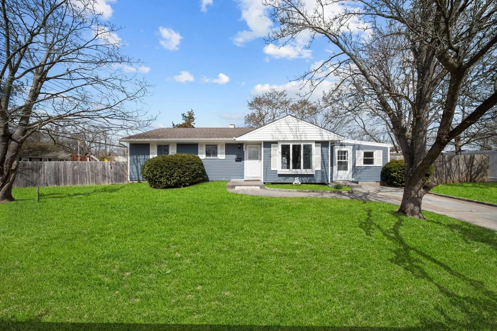Unit for sale at 2201 Knickerbocker Avenue, Brookhaven, NY 11763