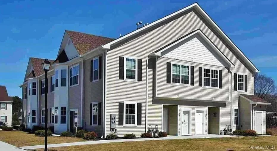 Unit for sale at 601 Commons Lane, Ulster, NY 12477