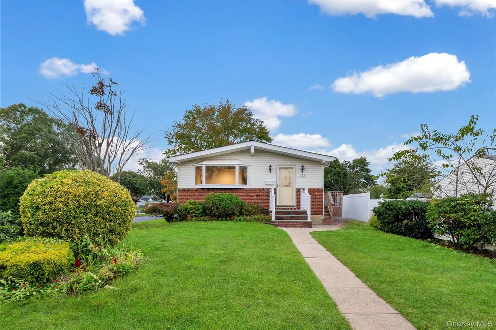 Unit for sale at 423 Westview Avenue, Babylon, NY 11729