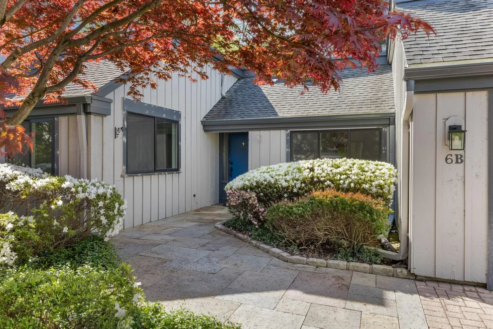Unit for sale at 6 Heritage Hills, Somers, NY 10589