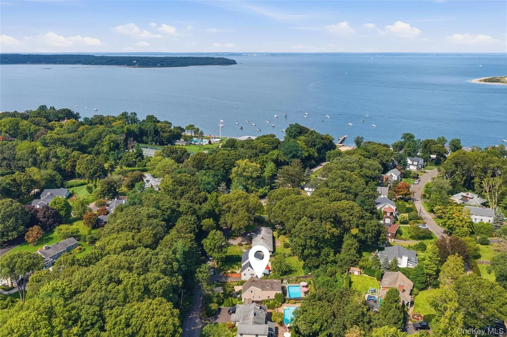 Unit for sale at 158 Bay Road, Huntington, NY 11743
