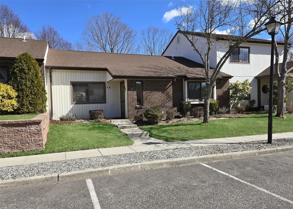 Unit for sale at 12 Woodmont Court, Islip, NY 11742