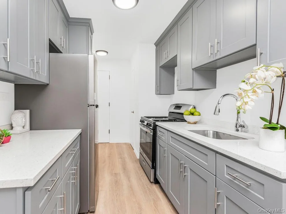 Unit for sale at 1966 Newbold, New York, NY 10472