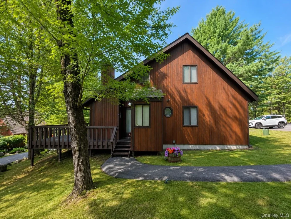 Unit for sale at 3 Water Lilly Lane, Thompson, NY 12701