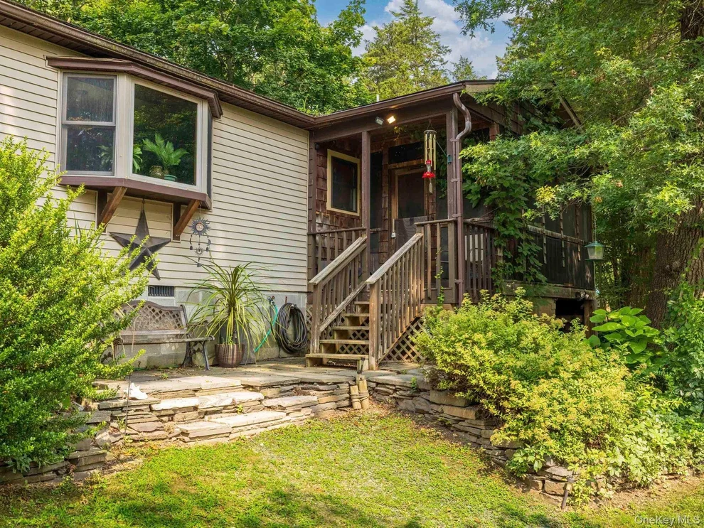 Unit for sale at 174 North Drive, Ulster, NY 12477