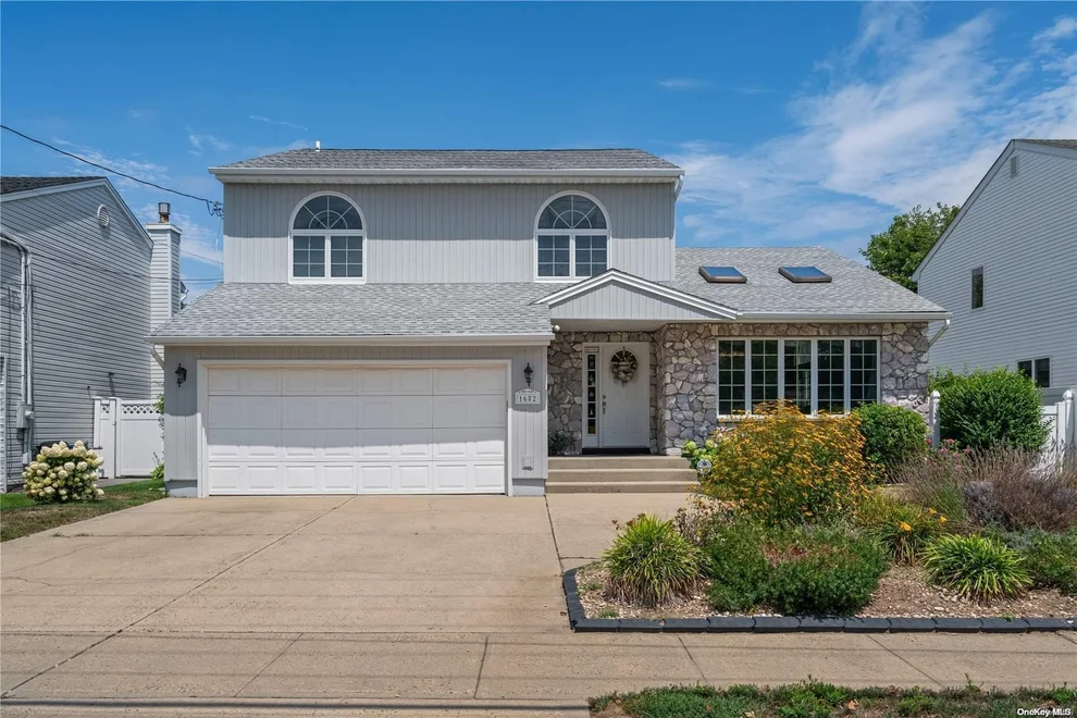 Unit for sale at 1682 Park Street, Hempstead, NY 11509