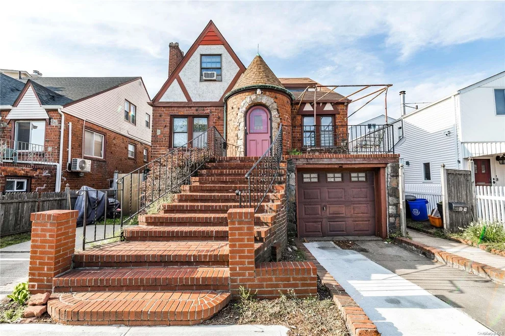 Unit for sale at 629 E Olive Street, Hempstead, NY 11561