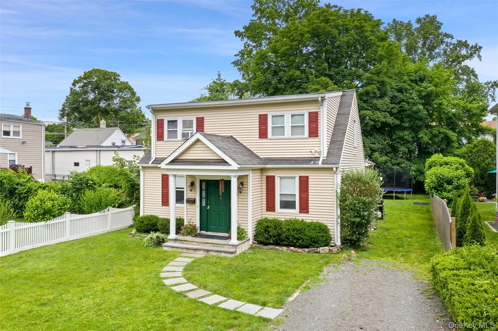 Unit for sale at 8 Goldwin Street, Rye City, NY 10580