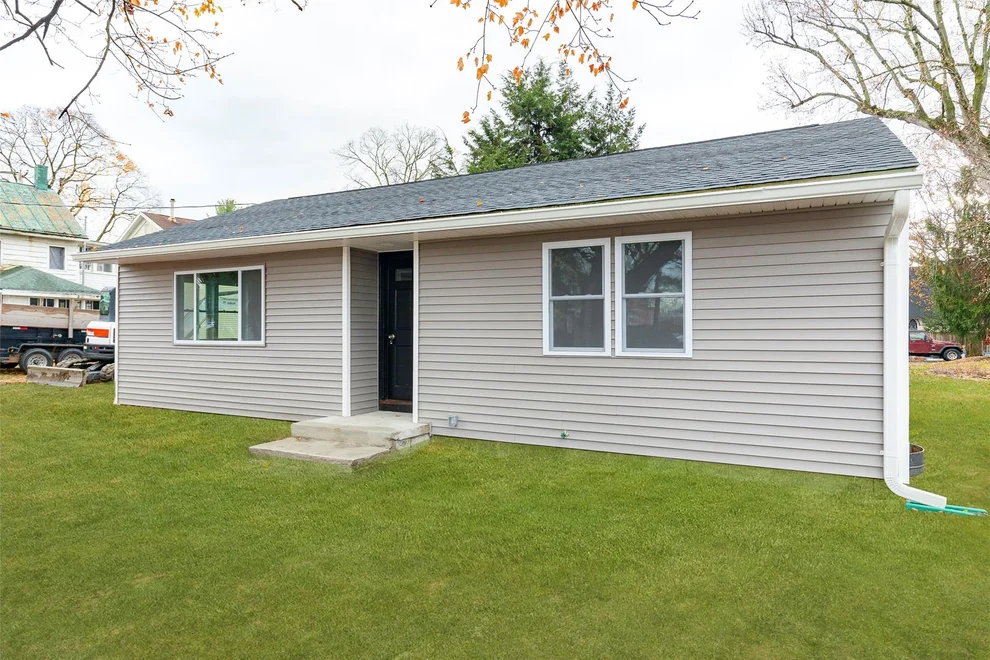 Unit for sale at 2 Fraleigh Street, Red Hook, NY 12571